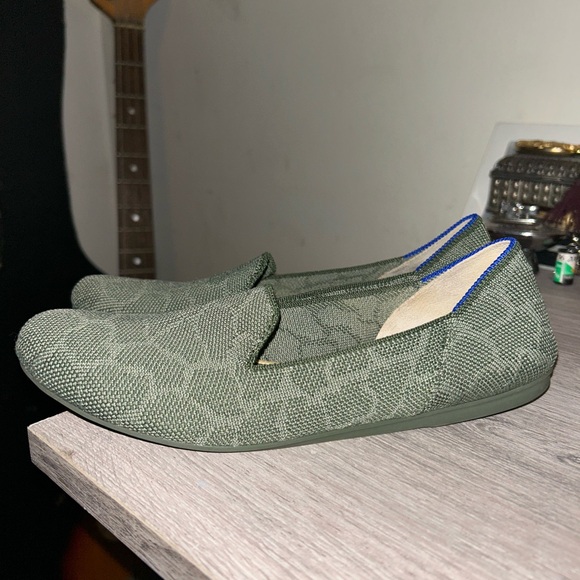 -Rothy’s The Loafer Green Giraffe 
-Size W 7 - Picture 6 of 6
